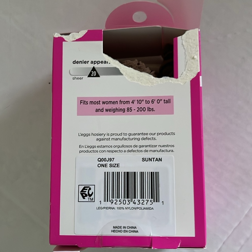 Leggs Everyday Knee Highs Box of 8 pairs/Suntan/Reinforced Toe - Picture 3 of 5